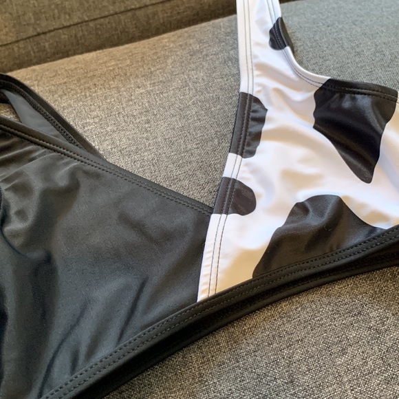 SHEIN Black & White Colorblock Cow Print 2 piece Swimsuit Bikini Girls Size 7-8 - Picture 2 of 8